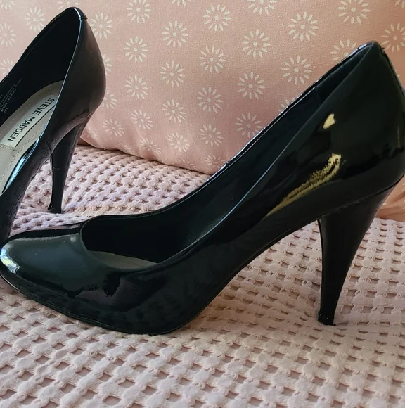 Steve Madden Unityy Pumps - used - Picture 2 of 3